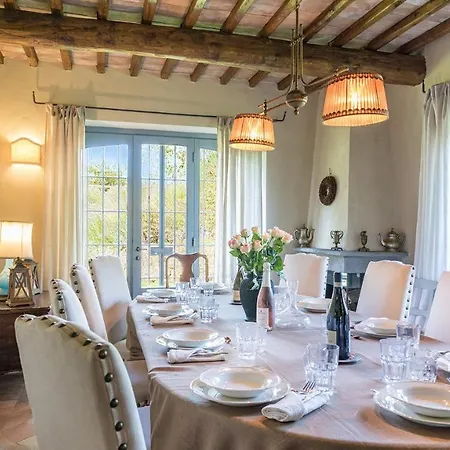 Villa Alfina 10 *
